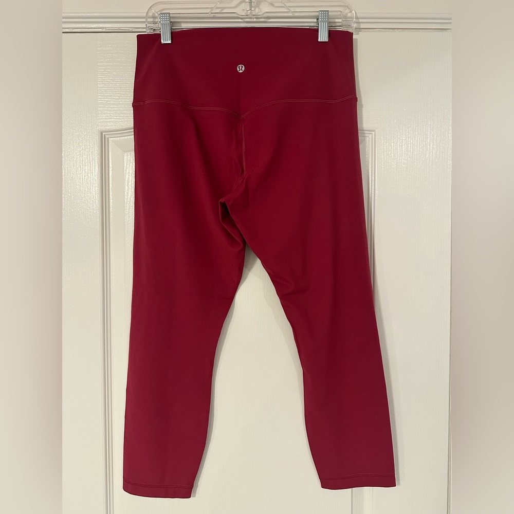 Lululemon High Rise Align 23” sz12